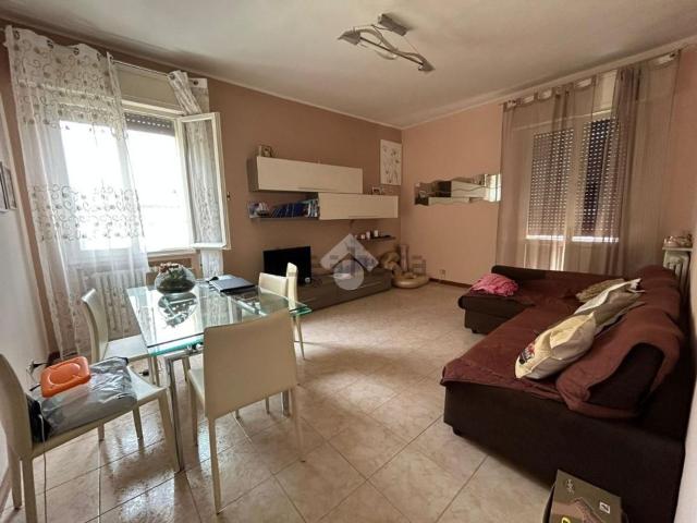Casa in vendita a Sant'Agostino esterna-Porta Castello, Re