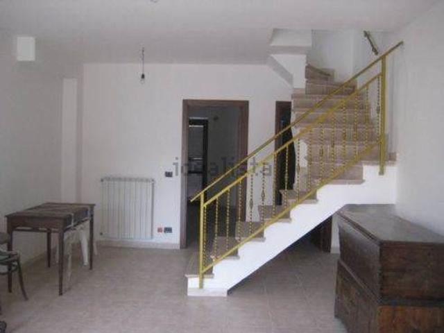 Casa in vendita a Magliano De' Marsi, Abruzzo