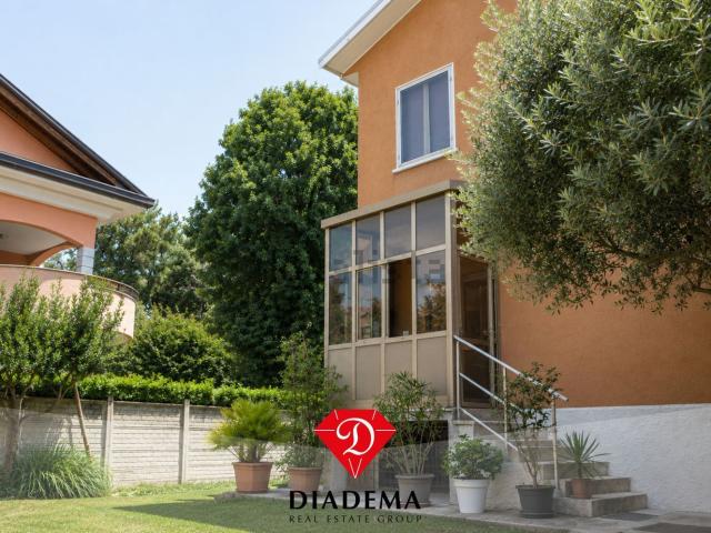 Casa in vendita a Nizzolina, Marnate
