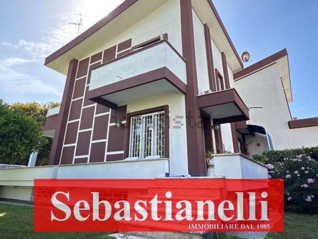 Casa in vendita a Lido di Enea, Roma Capitale