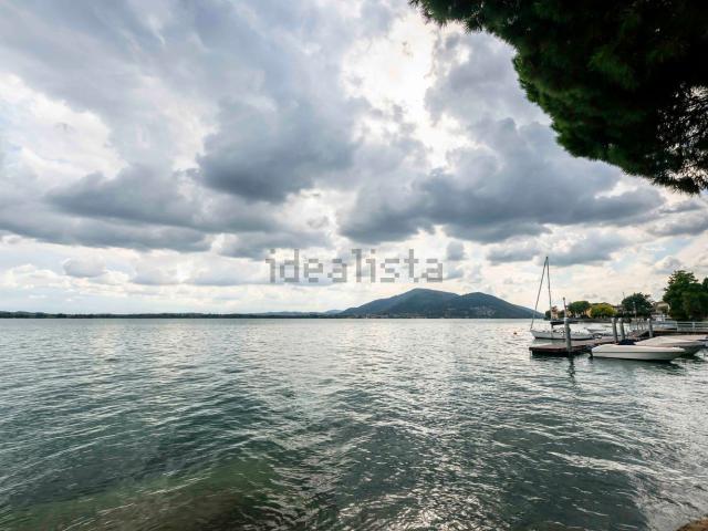 Casa in vendita a Predore, Lombardia