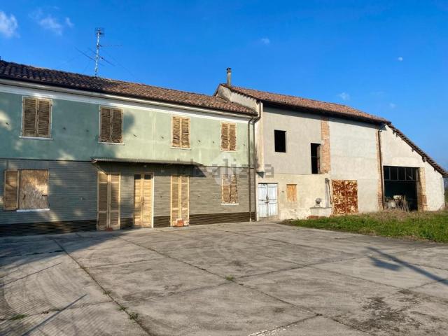 Casa in vendita a Piemonte, Alessandria