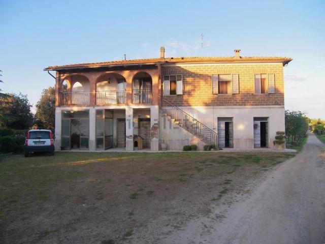 Casa in vendita a Abbadia di Montepulciano, Abbadia Di Montepulciano