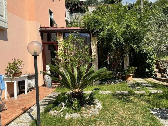 Casa in vendita a Fabbrica, Carrara