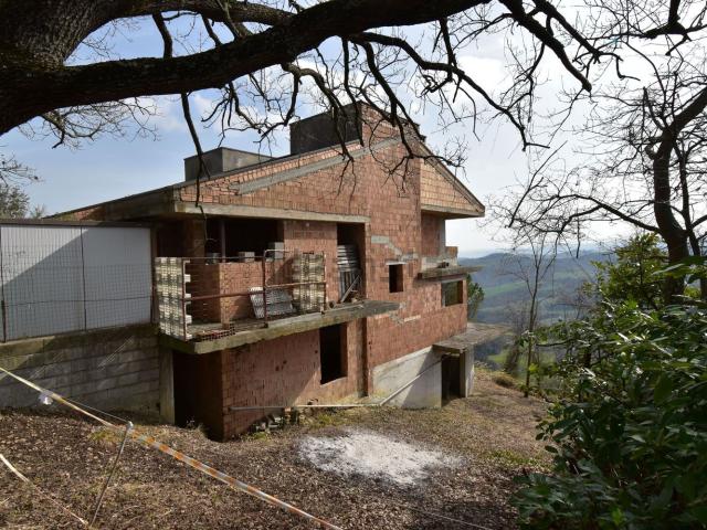 Casa in vendita a Monteleone, Roncofreddo