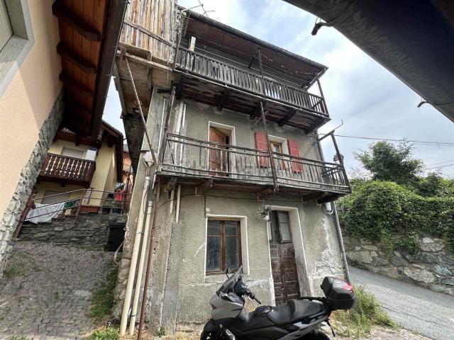 Casa in vendita a Quart, Aosta