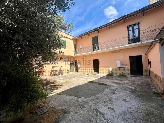 Casa in vendita a San Marcellino, Campania