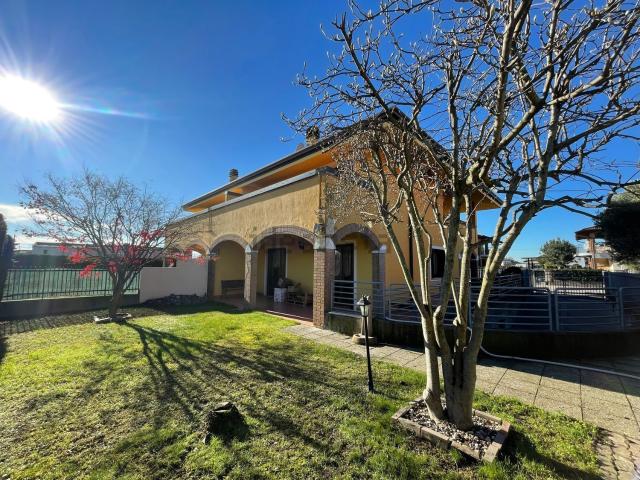 Casa in vendita a Isola della Scala, Verona