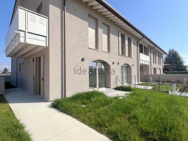 Casa in vendita a Rosa, San Vito Al Tagliamento