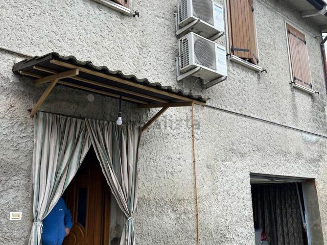 Casa in vendita a Bassa Reggiana, Re