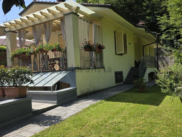 Casa in vendita a Tonfano, Toscana