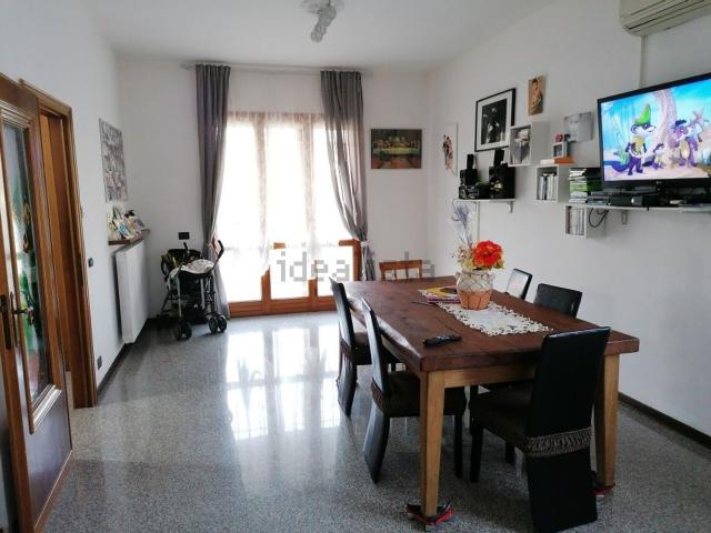 Casa in vendita a Unione Comuni Modenesi Area Nord, Mirandola