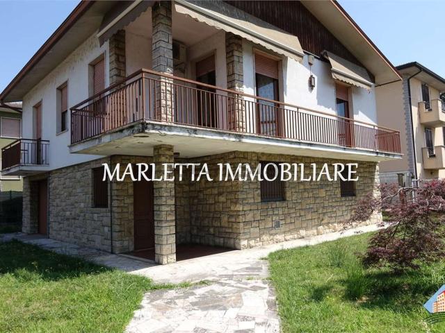 Casa in vendita a Pandino, Lombardia
