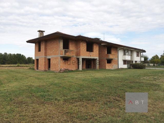 Casa in vendita a Fratte, Santa Giustina in Colle