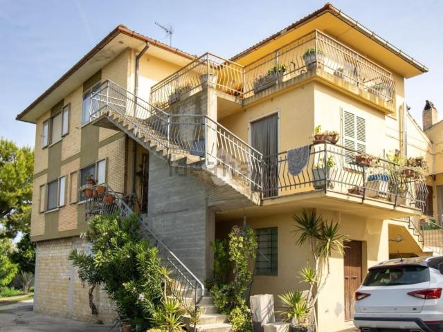 Casa in vendita a Marche, Fermo