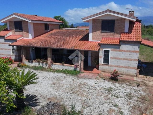 Casa in vendita a Rotoli, Calabria