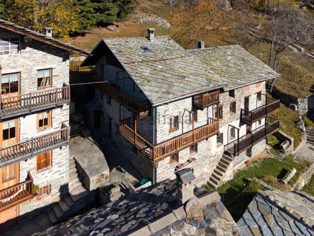 Casa in vendita a Gaby, Aosta