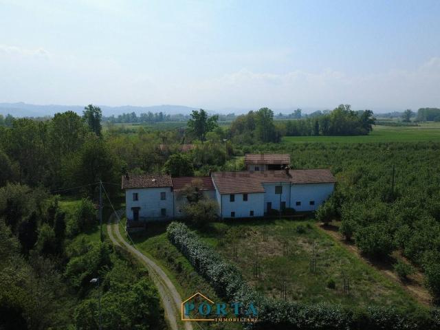 Casa in vendita a Piozzo, Cuneo