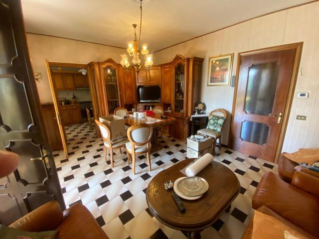Casa in vendita a Spresiano, Veneto