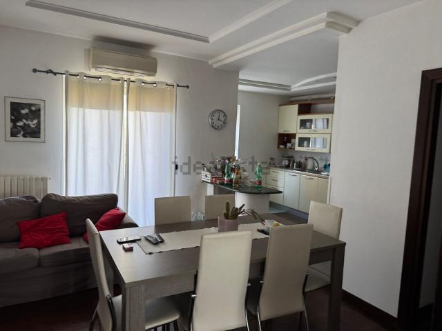 Casa in vendita a Sparanise, Caserta