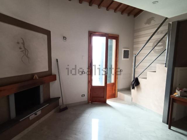 Casa in vendita a Agliana, Toscana
