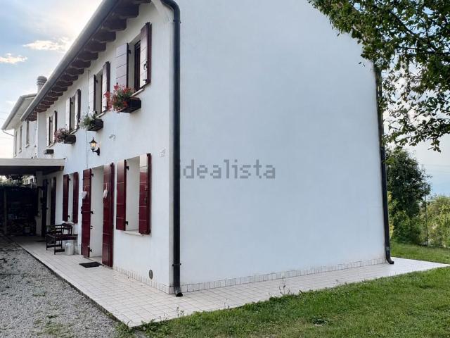 Casa in vendita a Nervesa Della Battaglia, Veneto