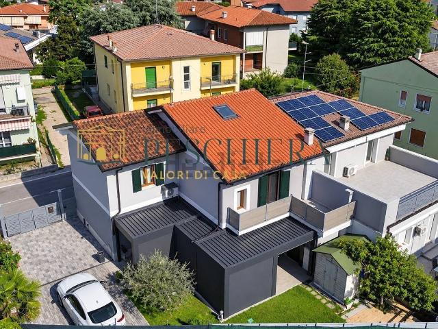 Casa in vendita a Lugagnano, Sona