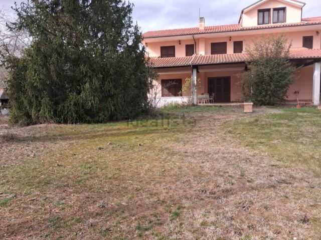 Casa in vendita a Sulmona, Abruzzo