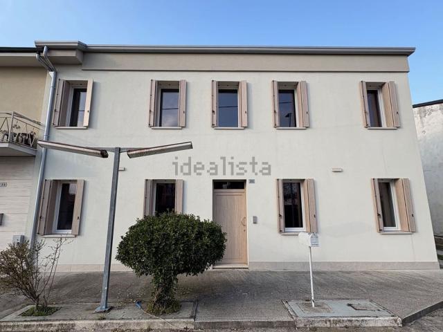Casa in vendita a Piacenza D'adige, Veneto