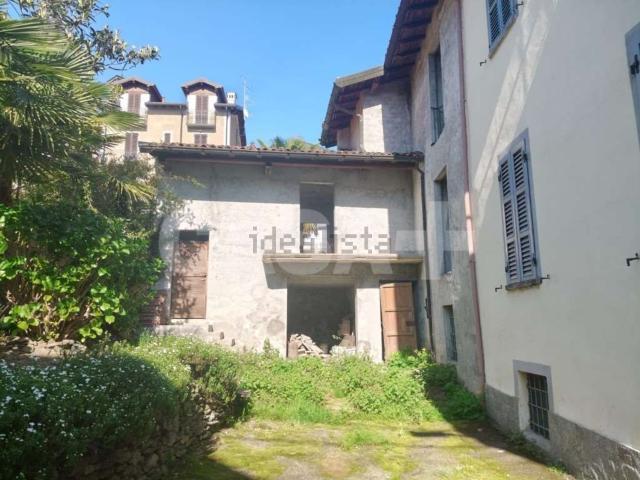 Casa in vendita a Comunità Montana Valli del Verbano, Montegrino Valtravaglia