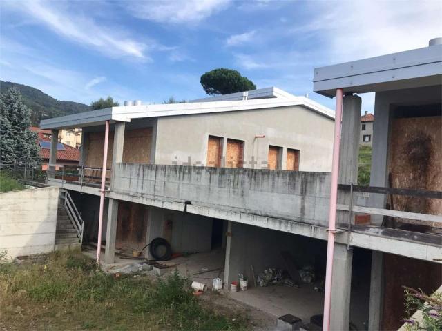 Casa in vendita a Carcano, Albavilla
