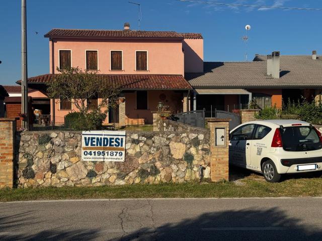 Casa in vendita a Piovega, Piove di Sacco