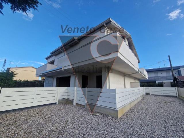 Casa in vendita a Piazzola sul Brenta, Padova