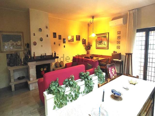 Casa in vendita a Calabria, Cosenza