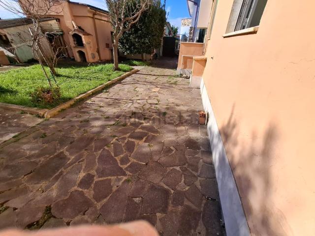 Casa in vendita a Livorno, La Leccia