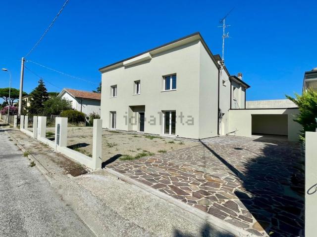 Casa in vendita a Lagosanto, Ferrara