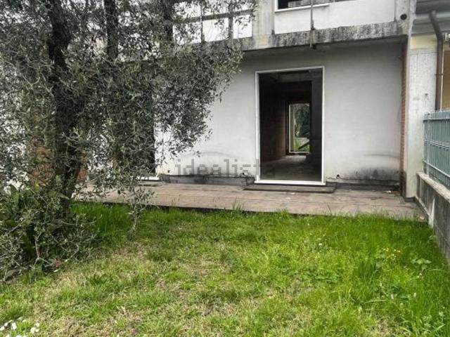 Casa in vendita a Dogana, Luni