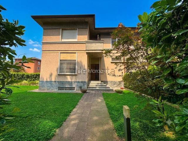Casa in vendita a Zona Nord, Brescia