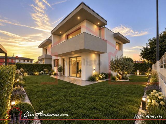 Casa in vendita a Loreggia, Padova