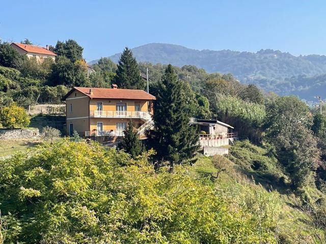 Casa in vendita a Mignanego, Fumeri