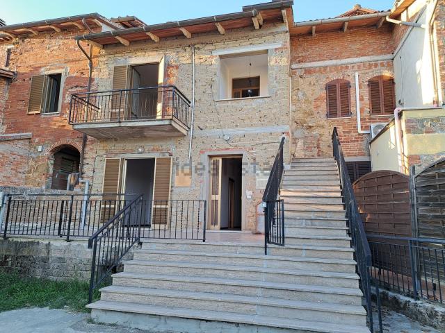 Casa in vendita a Lucignano, Toscana