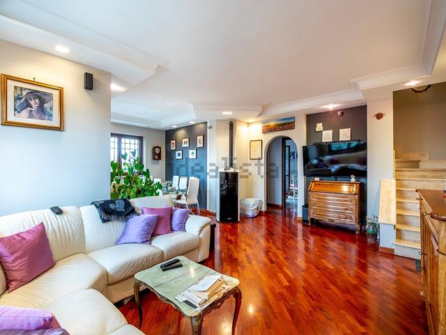 Casa in vendita a Guidonia Montecelio, Roma Capitale