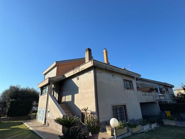 Casa in vendita a Roma Capitale, Lazio
