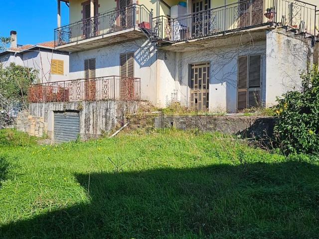 Casa in vendita a Foresta, Calabria