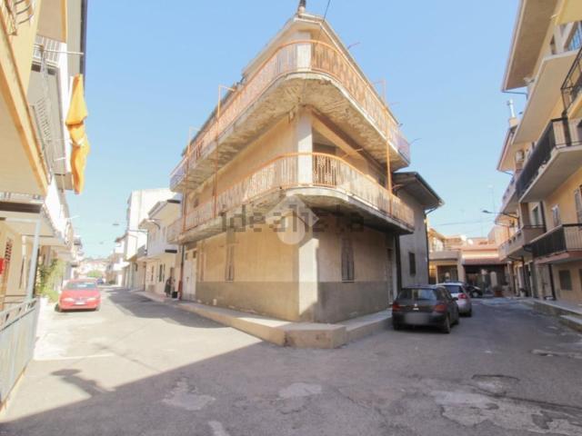 Casa in vendita a Calabria, Crotone
