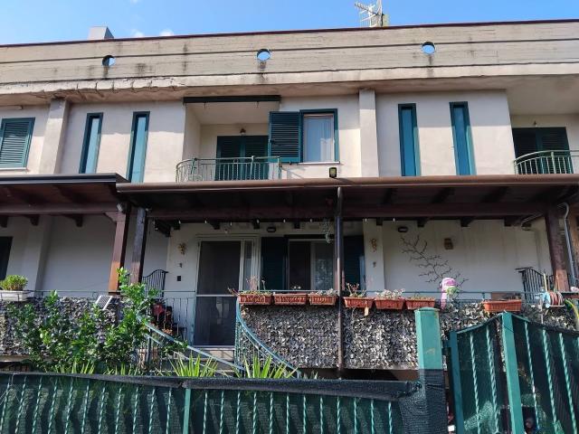 Casa in vendita a Forchia, Campania