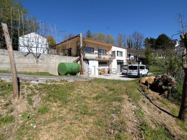 Casa in vendita a Campomoro, Rieti