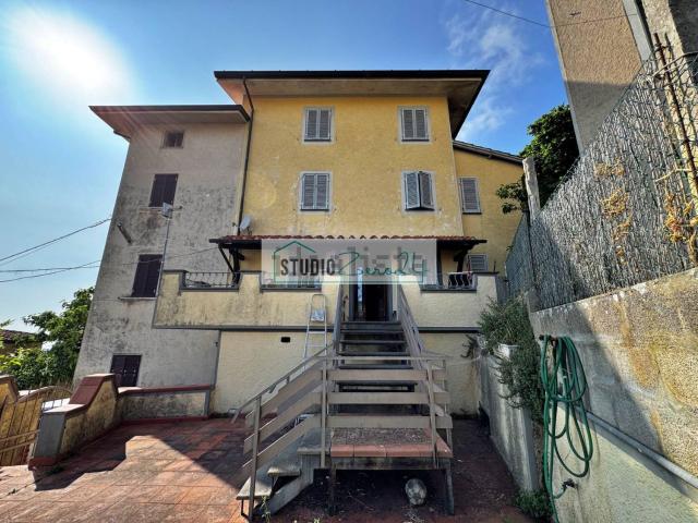 Casa in vendita a Tonfano, Toscana