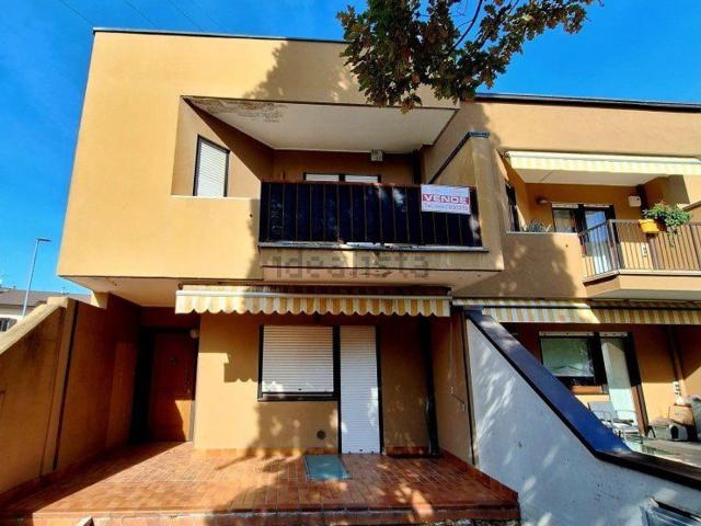 Casa in vendita a Santa Croce, Verona