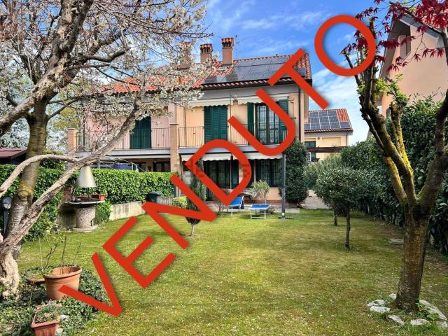 Casa in vendita a Molino Ortolina, Pioltello